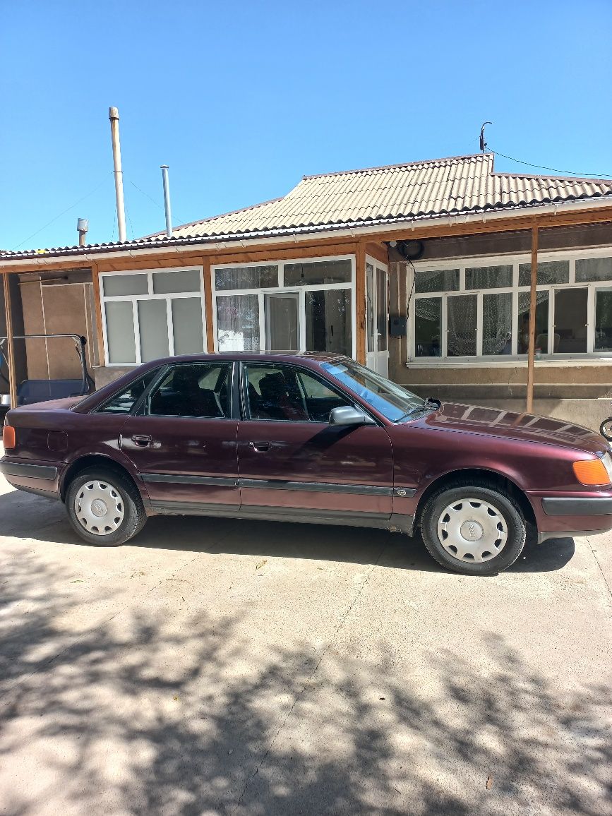 Ауди с4 1991 ж 2.3