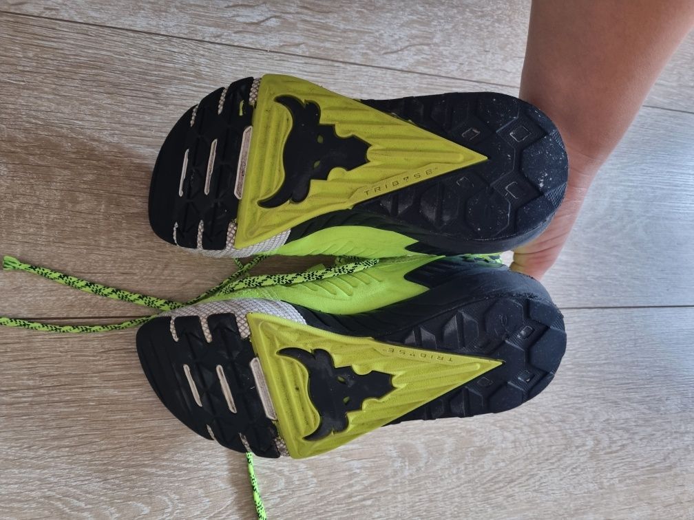 Оригинални маратонки under armour