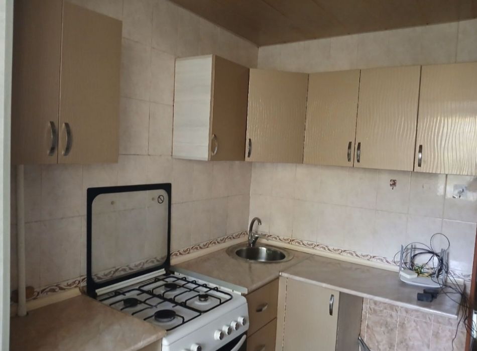 Чирчик шахар
3-микрораён   
#2-хона 2-этаж
Квартира ижарага берилад