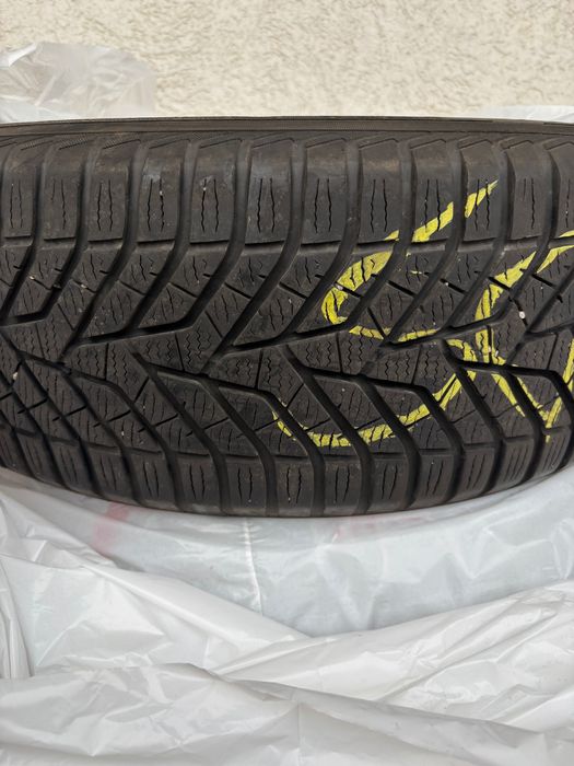 Set 4 Anvelope/cauciucuri Iarna Yokohama 215/60R16