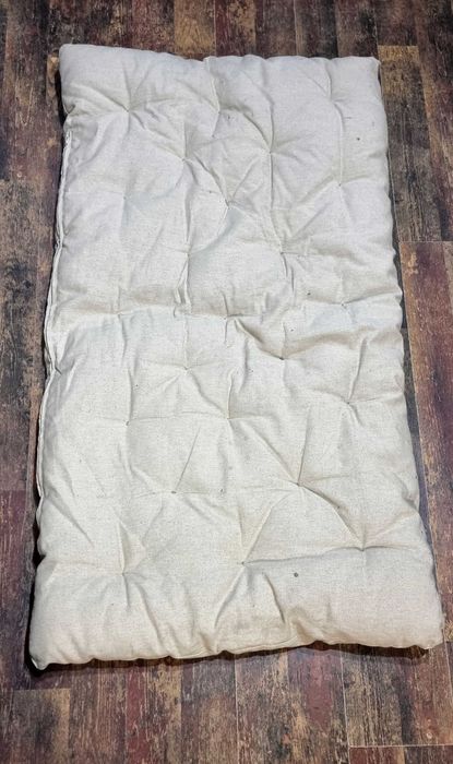 Възглавница за диван от палета