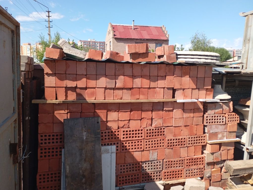 Кирпич новый полуторка