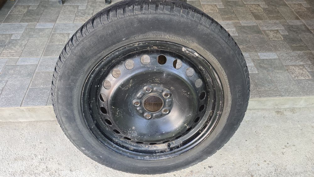 Зимни гуми Continental 205/55/16 dot 3911