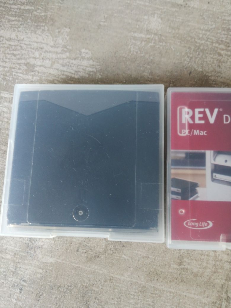 iomega REV disk PC/Mac Long Life 35GB 2 бр.!