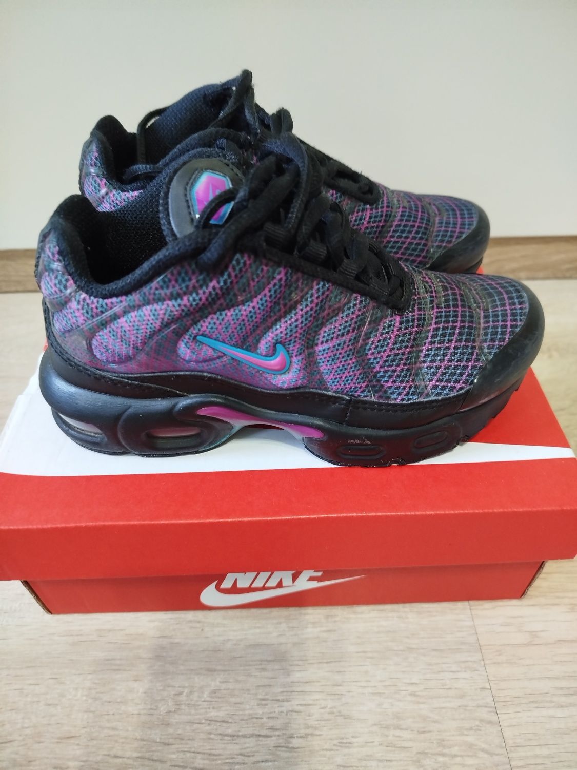 Маратонки Nike Air Max Plus PS номер 28.5