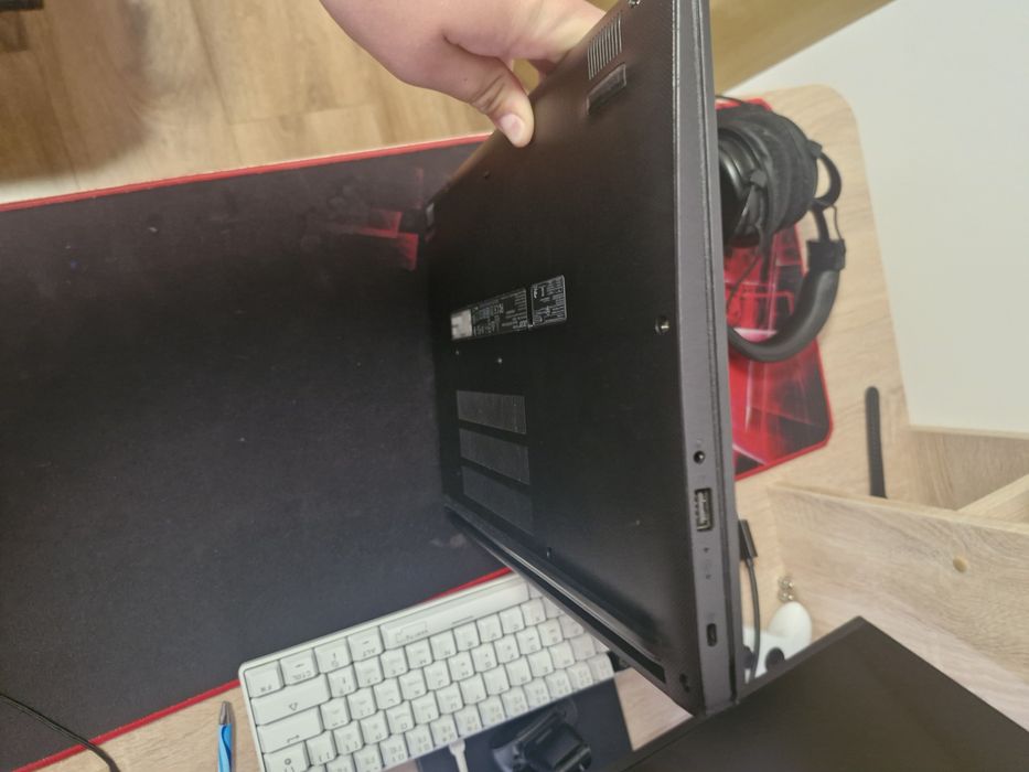 Vând Laptop Acer Aspire 3 office / gaming