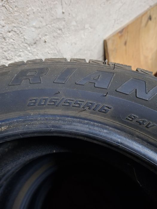 Продам зимние шины