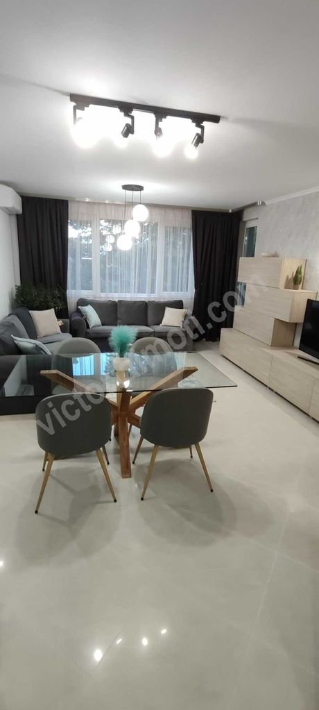 Продава се Тристаен апартамент в Велико Търново, Акация - 111 кв.м за 1640 €/кв.м - Снимка #7