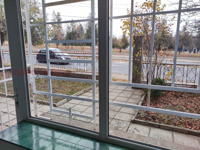 Магазин под наем Помещение