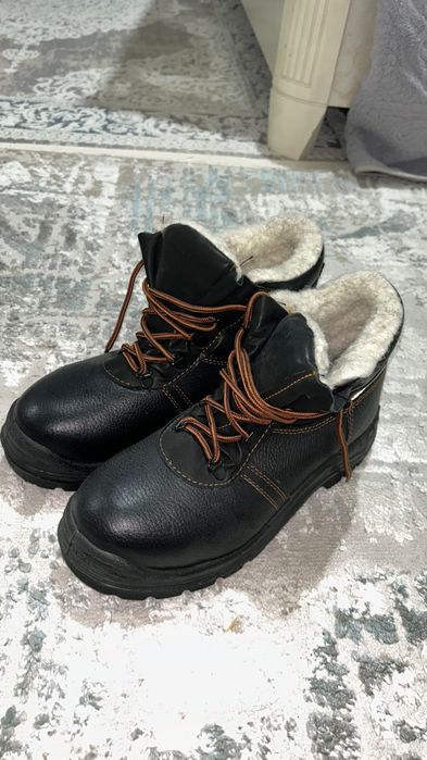 Спецобувь сатылады зимний