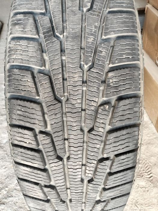 Комплект зимних шин