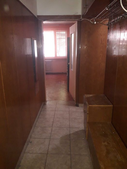 Двустаен непреходен Плевен срещу Пощата от собственик