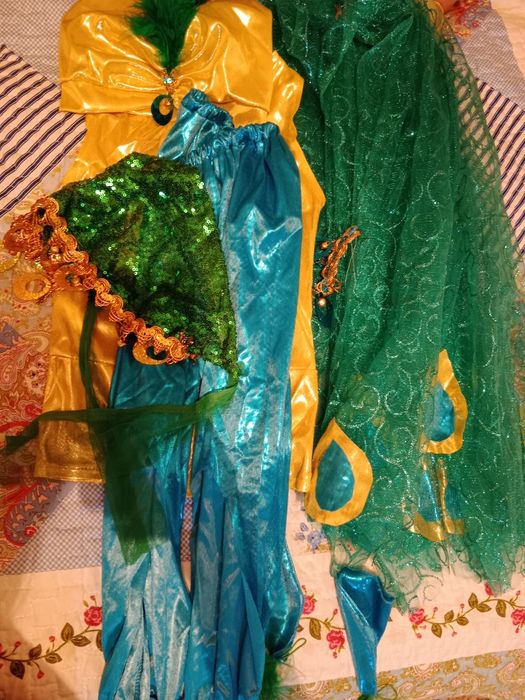 Продам костюм павлина в хорошем состоянии