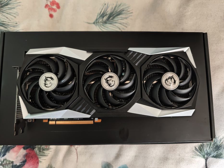 6800 XT Gaming X Trio 16 GB