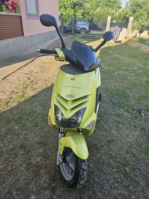 Vand Scuter Aprilia
