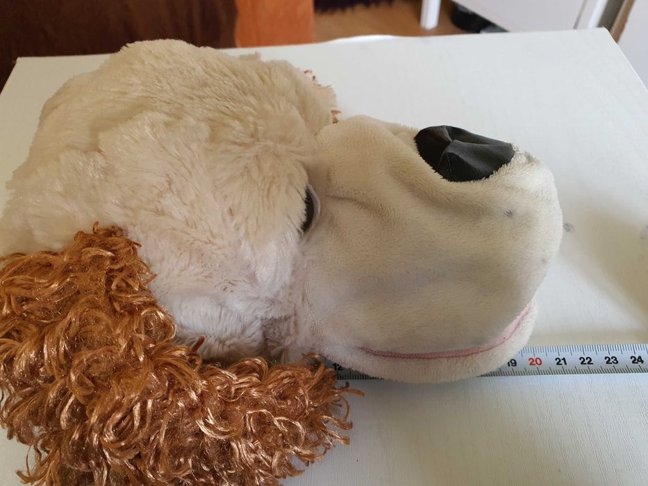 Papusa de mana marioneta cu sunet catelul nazdravan