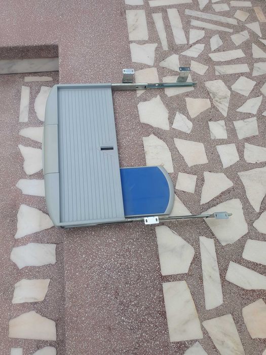 Suport de tastatura cu prindere sub birou