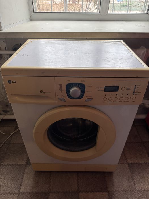 Продам стиральную машинку