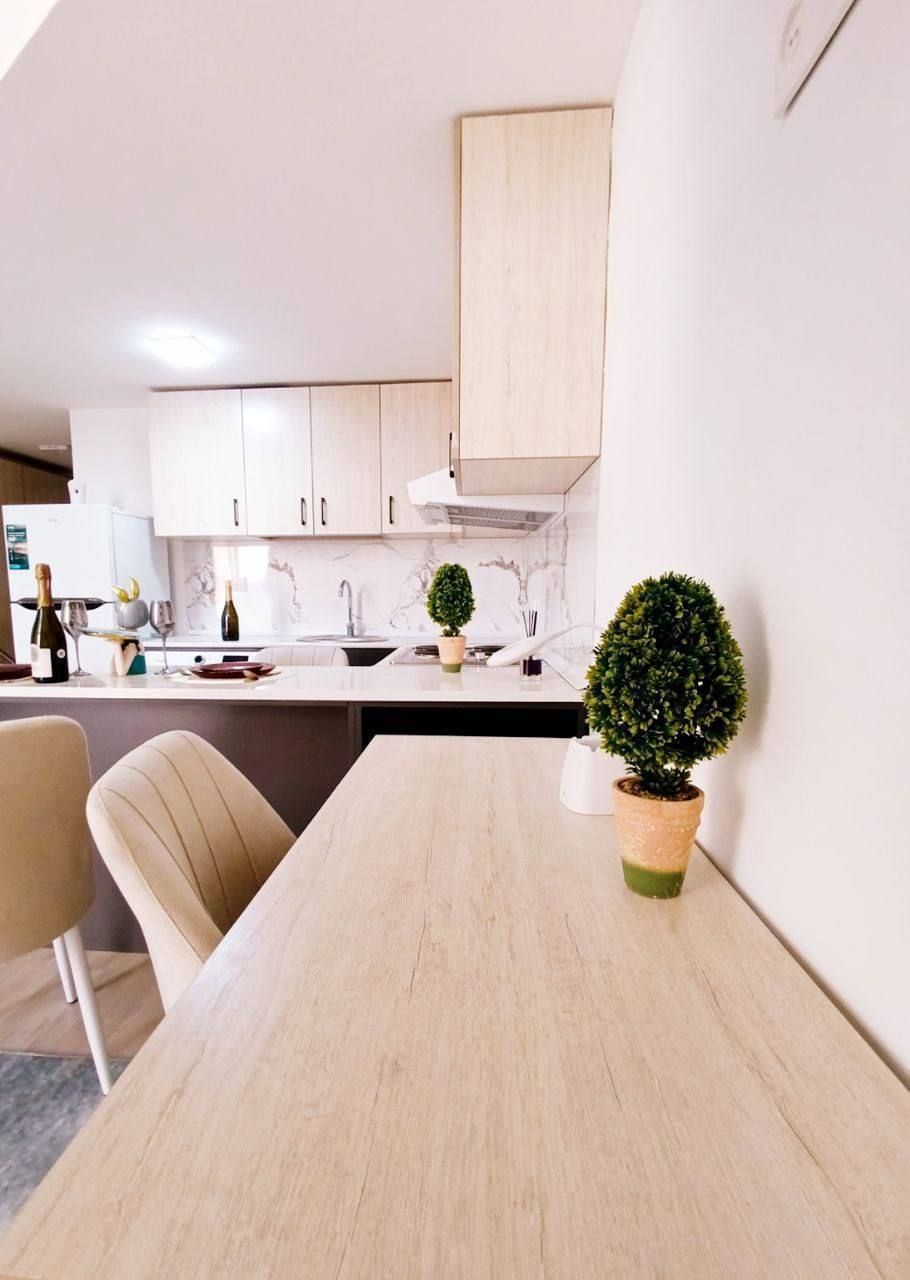 Продажа ЖК Besh Chinor Махтумкули 2/12/14 44м² евроремонт Укомплектова