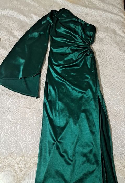 Рокля до петите/ зелена