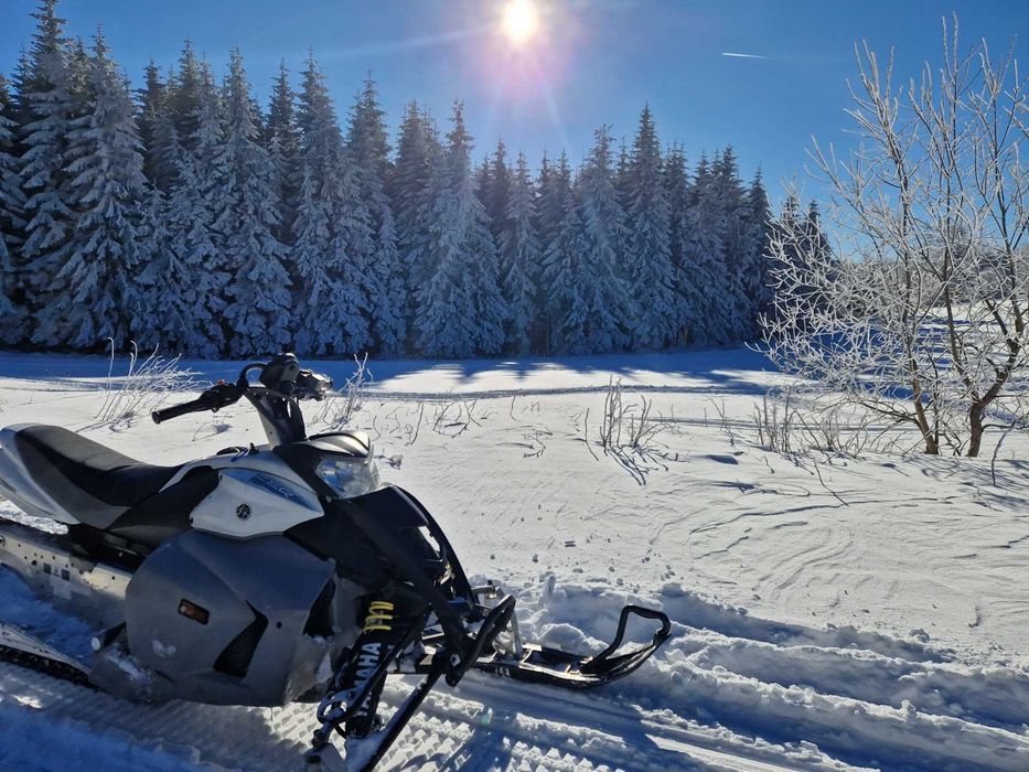 Моторна шейна Yamaha FX Nytro 146 инча