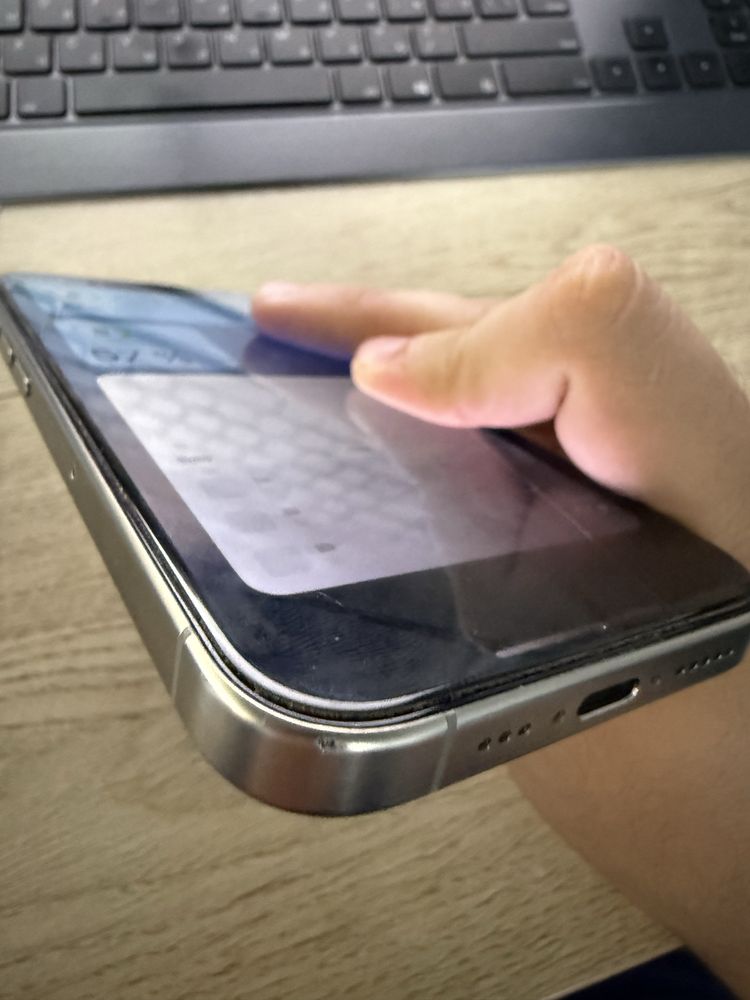 Iphone 15 PRO (128GB)