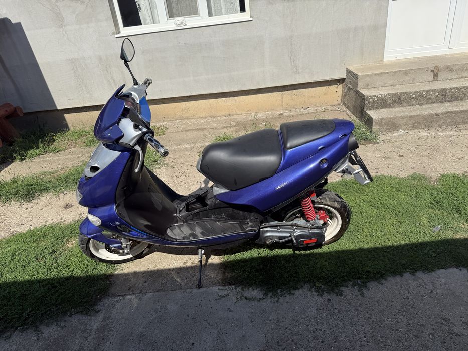 Vand scuter Aprilia Sr