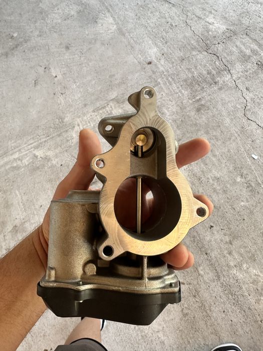 Vand supapa recircularea gazelor