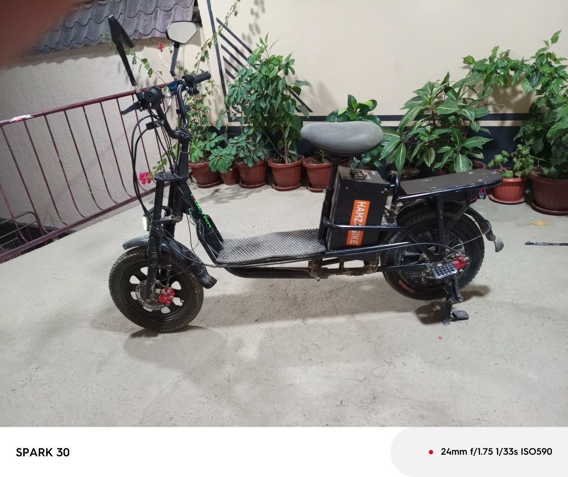 Tezligi 65  80 km yuradi holati edial minishga arziydi detallari qalin