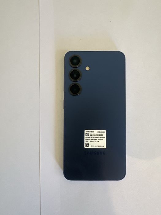Продам самсунг s25 256 гигобайт новый с гарантией