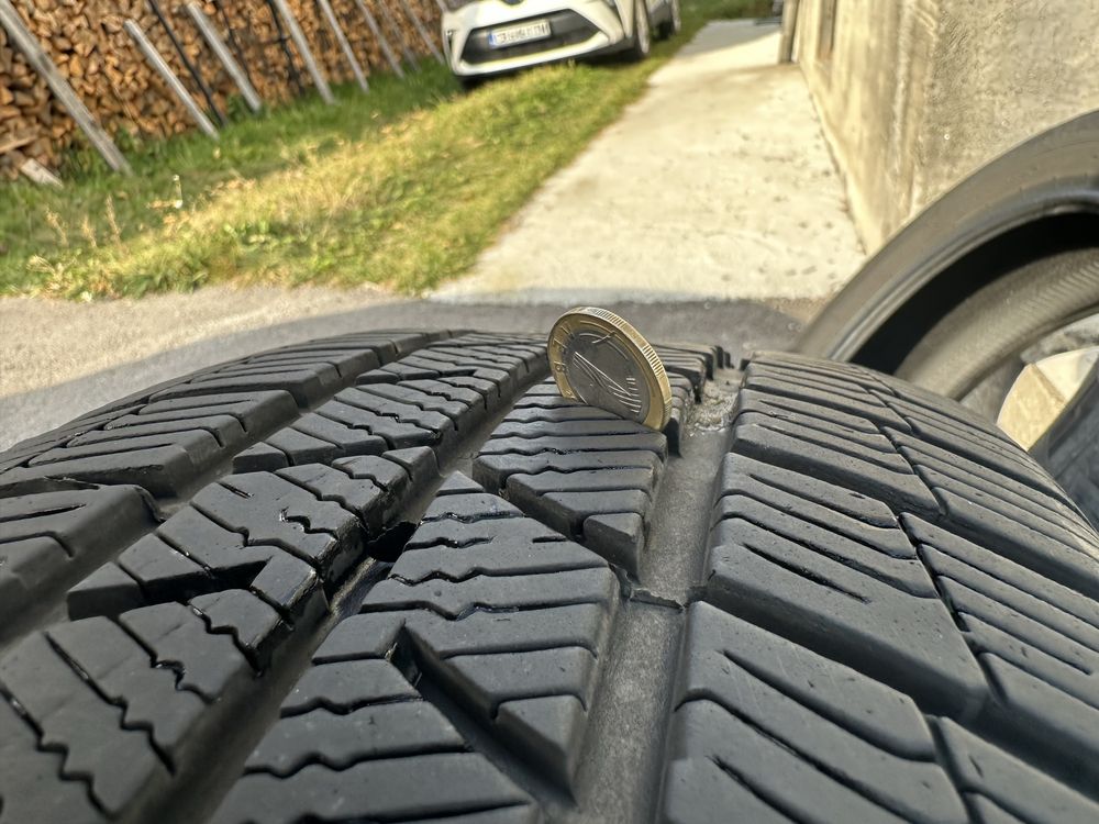 Зимни гуми Barum Polaris 5  215/55 R17 V XL