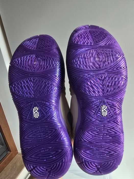 Nike Kyrie Iring 5