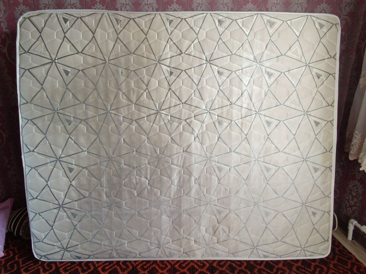 Bir yarim kishilik matras