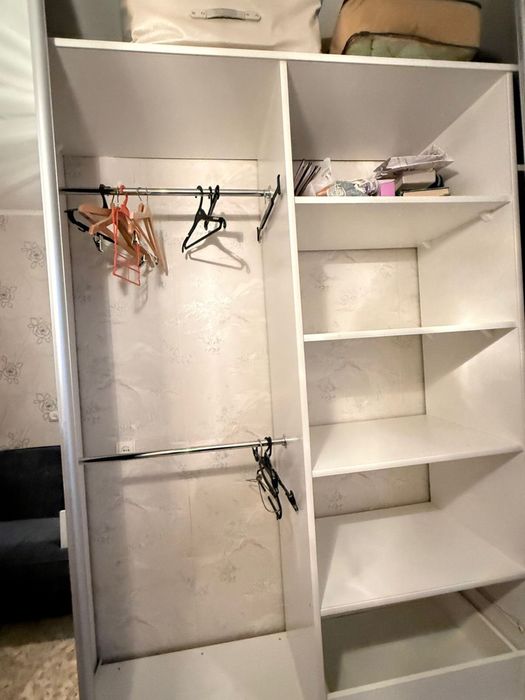 Продается шкаф купе в хорошем состоянии