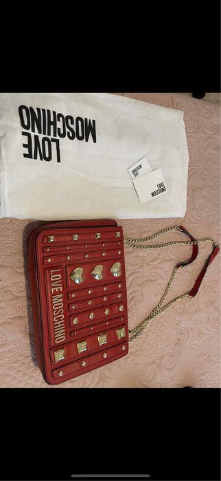 Love moschino оригинална