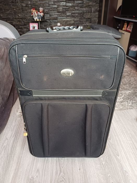 Troler, geamantan mare