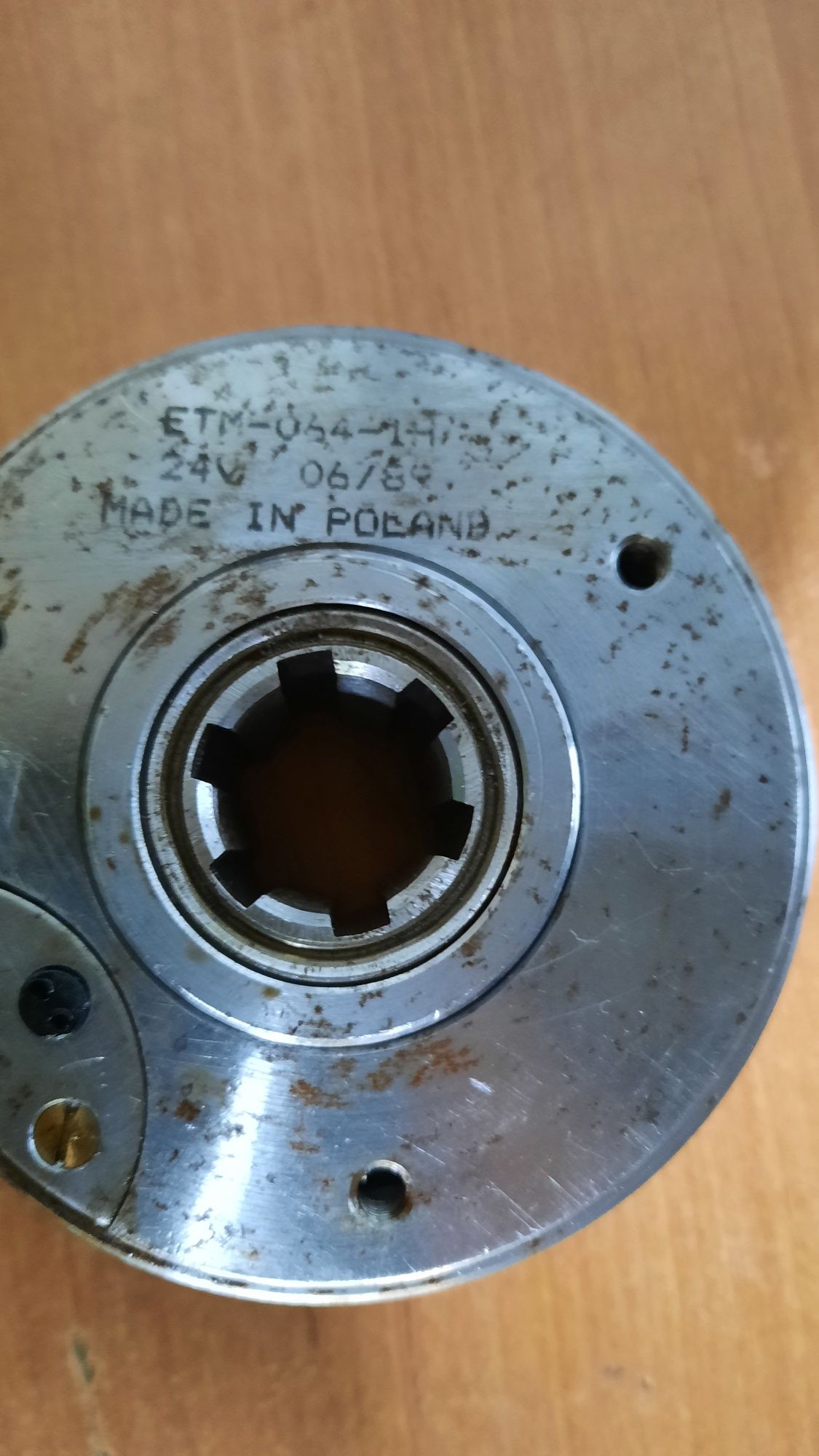 Продаю электромагнитную муфту ЭТМ-064-1Н 24V