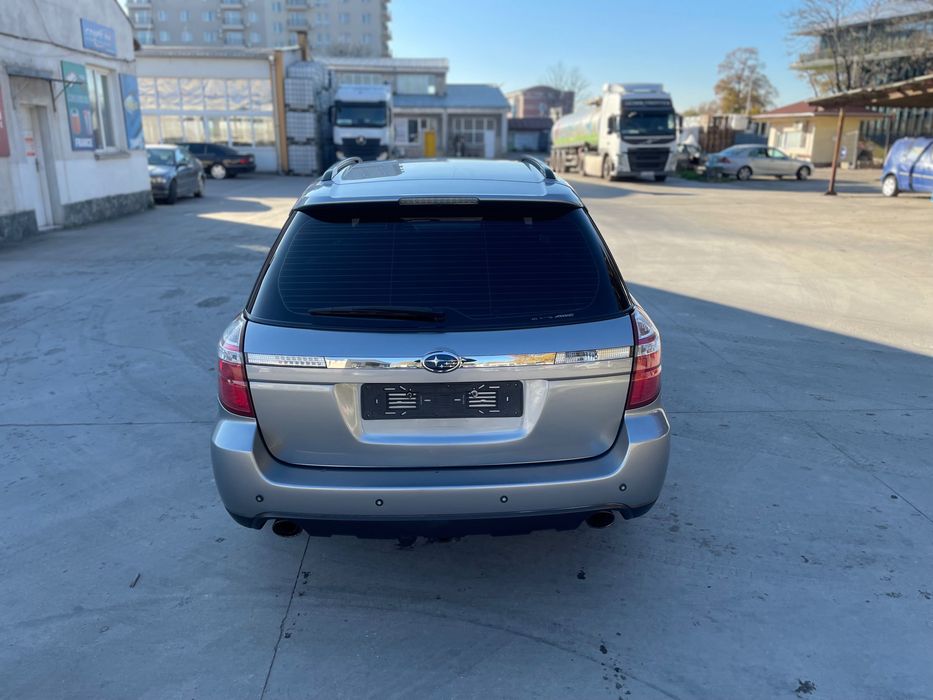 Субару Аутбак 2.5 Автоматик