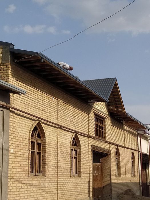 Yer sotiladi sergeli xonabod 39 balnitsa