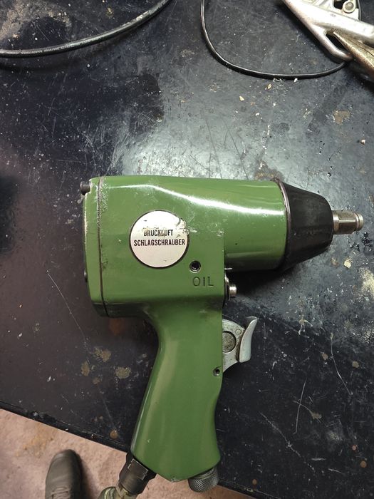 Гайковерт пневматичен