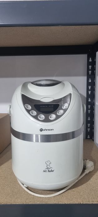 Masina facut paine Rohnson