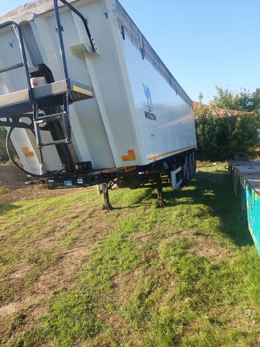 Semiremorca  wielton 55