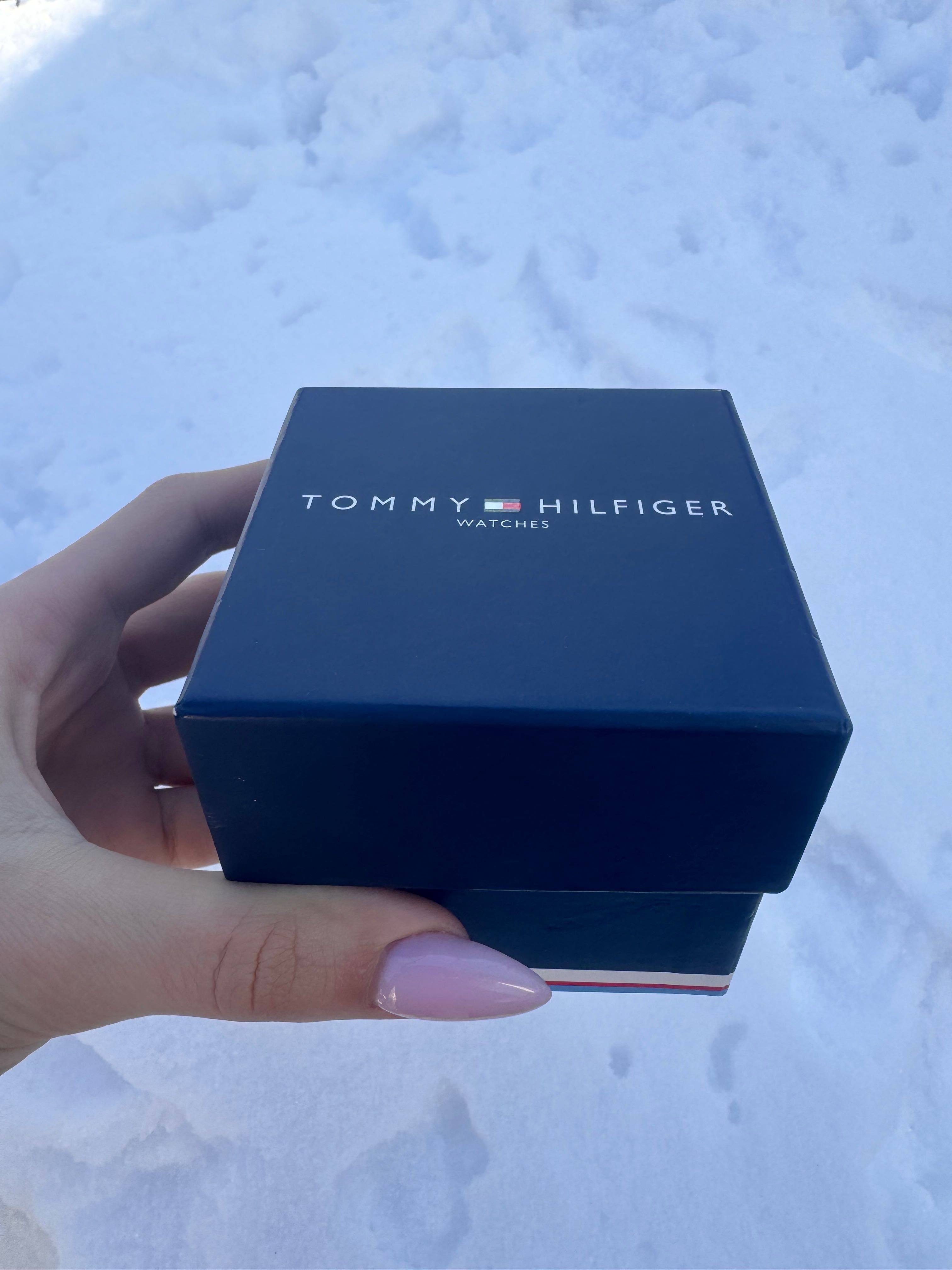 Tommy Hilfiger оригинален часовник