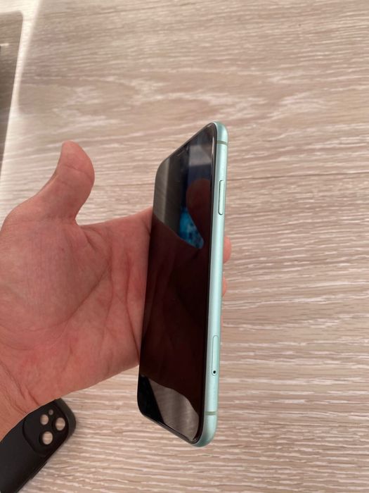 Айфон 11 все работает срочно!!!