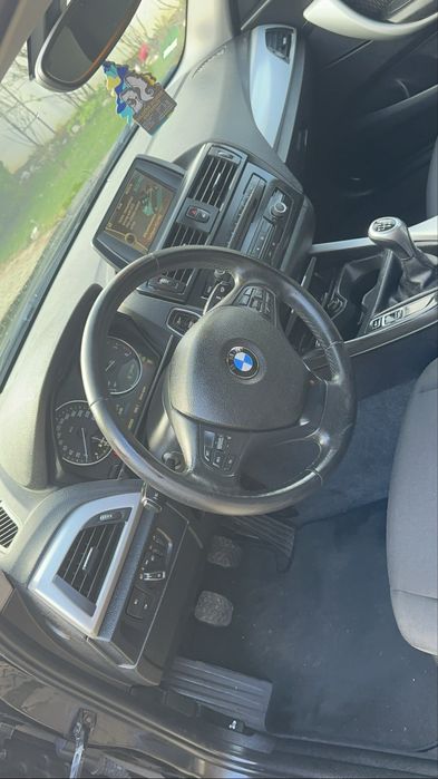 Vând BMW seria 1/f20/2.0 diesel/2013/posibilitate rate tara germania