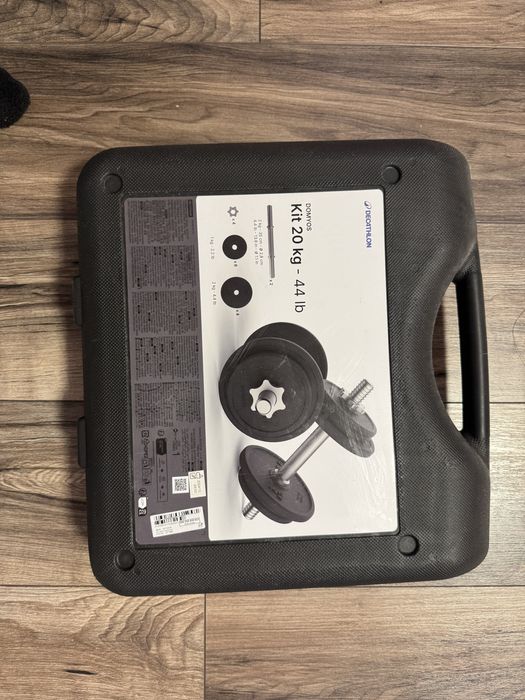 Метални дъмбели с винт