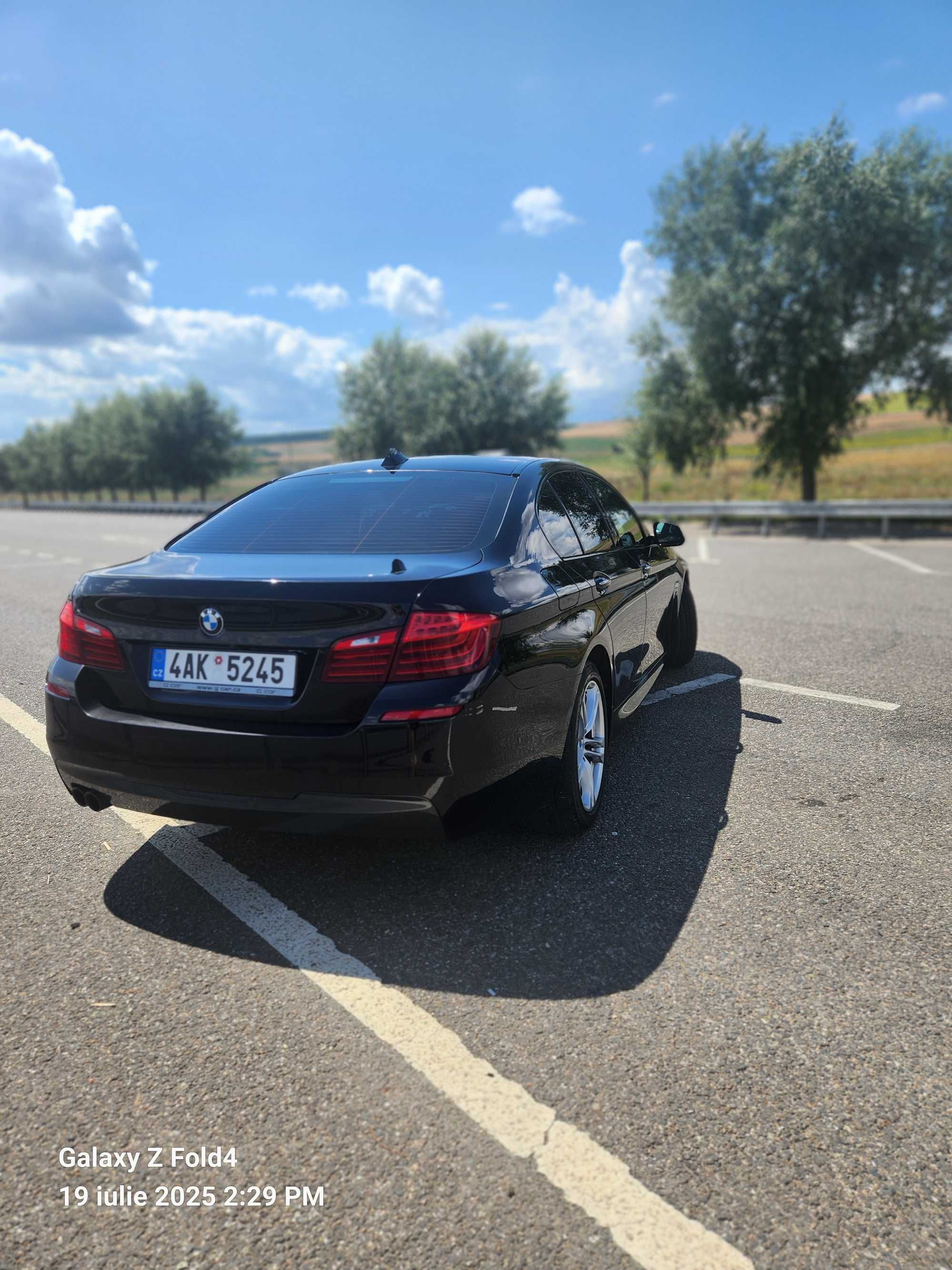 Vand Bmw 530d xdrive pachet m, stare perfecta de functionare.