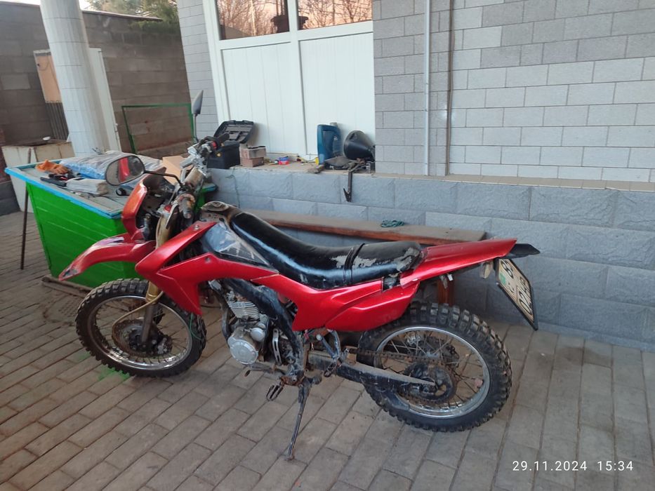 Продам эндуро 250куб