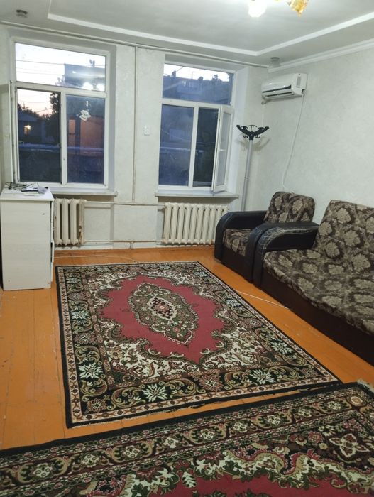 Сдается 2-х комнатная квартира частично с мебелью