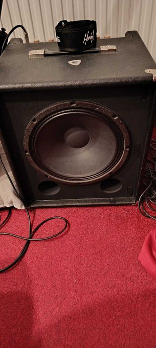 Combo Bass Harley Benton + Amplificator Fender Rumble 100